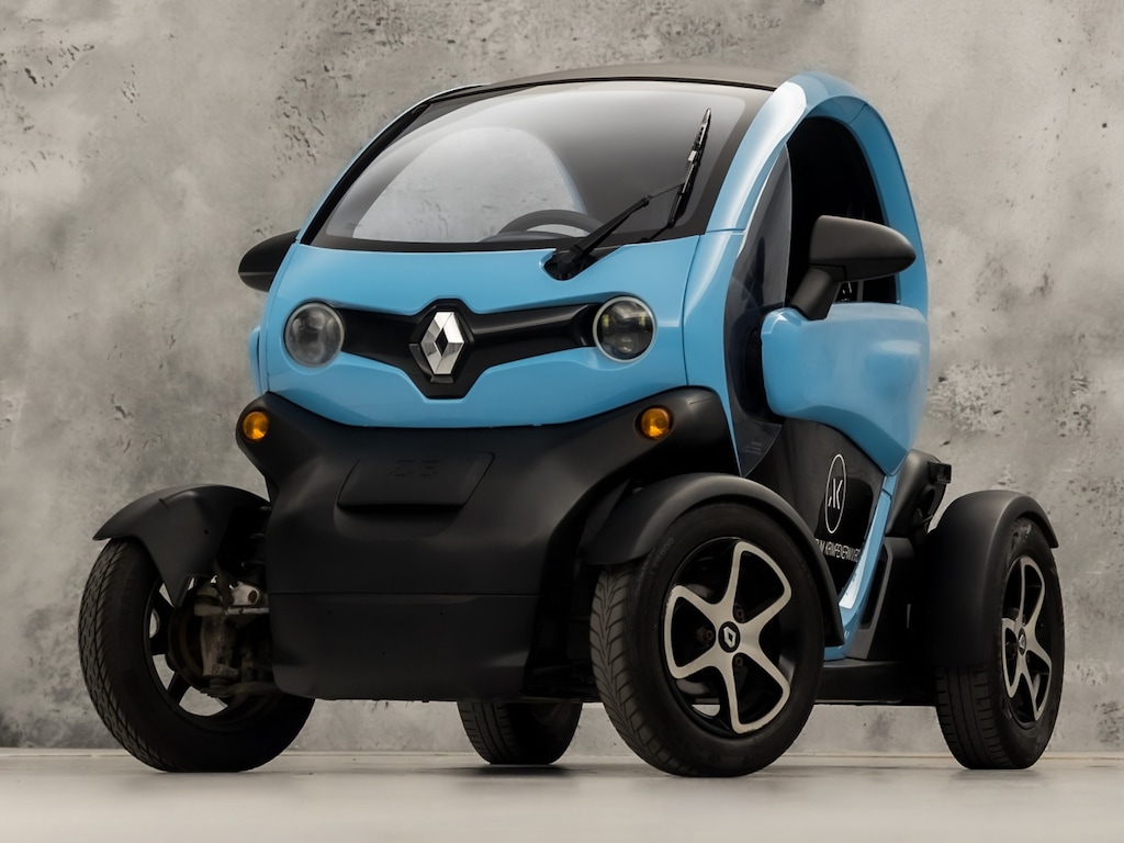Renault Twizy Life (45 KMH, BROMMER KENTEKEN, ZWART LEDER, PARKEERSENSOREN, SPORTSTOEL, NIEUWSTAAT)