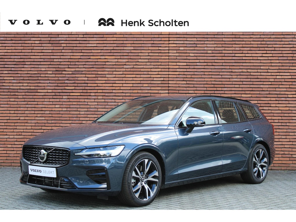 Volvo V60 B4 Plus Dark | Trekhaak | Adaptieve Cruise Control met stuurhulp | Parkeer camera | BLIS dodehoekdetectie | Google Services | Verwarmbare voor- en achterstoelen | Stuurwielverwarming | 18" lichtmetalen velgen |
