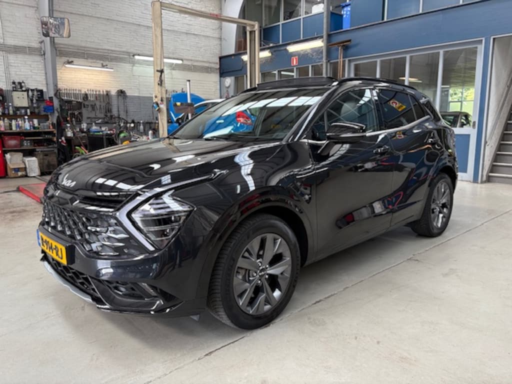 Kia Sportage 1.6 T-GDi 230pk Hybrid AT6 GT-Line | Schuif- kanteldak | Apple carplay/ Android auto | Navigatie | Camera | Stoel+ Stuurverw. | NAP | Rijklaar prijs!