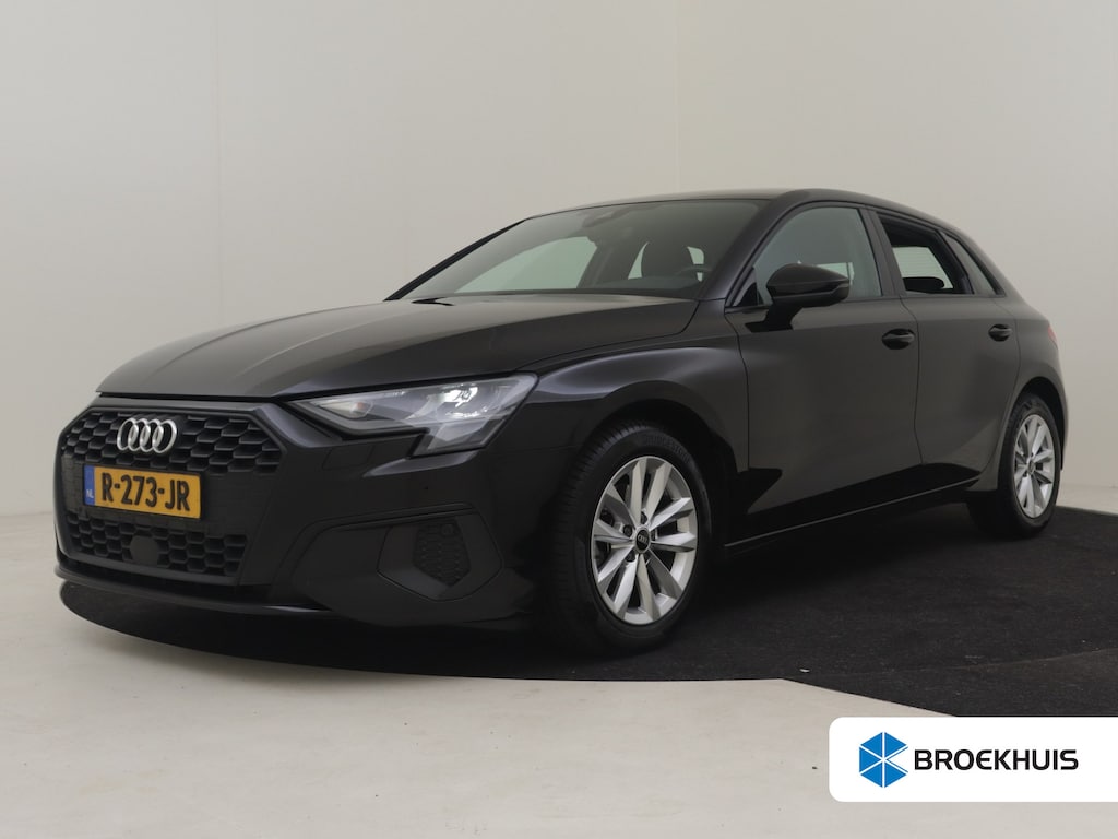 Audi A3 Sportback 30 TFSI Pro Line 110PK AUTO | Achteruitrijcamera | Cruise control | Climate control | Apple carplay Android auto | LED | DAB  | 16"LMV