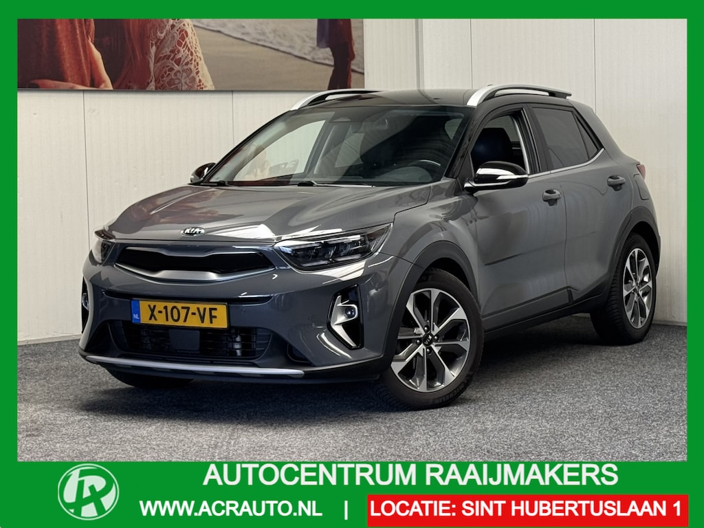 Kia Stonic 1.0 T-GDi MHEV DYNAMIC PLUS LINE AUTOMAAT NAVIGATIE ADAPTIVE CRUISE CONTROL CLIMATE CONTROL BLUETOOTH TELEFOON DODEHOEKSENSOREN ACHTERUITRIJCAMERA KEYLESS GO TREKHAAK ZEER MOOI !!