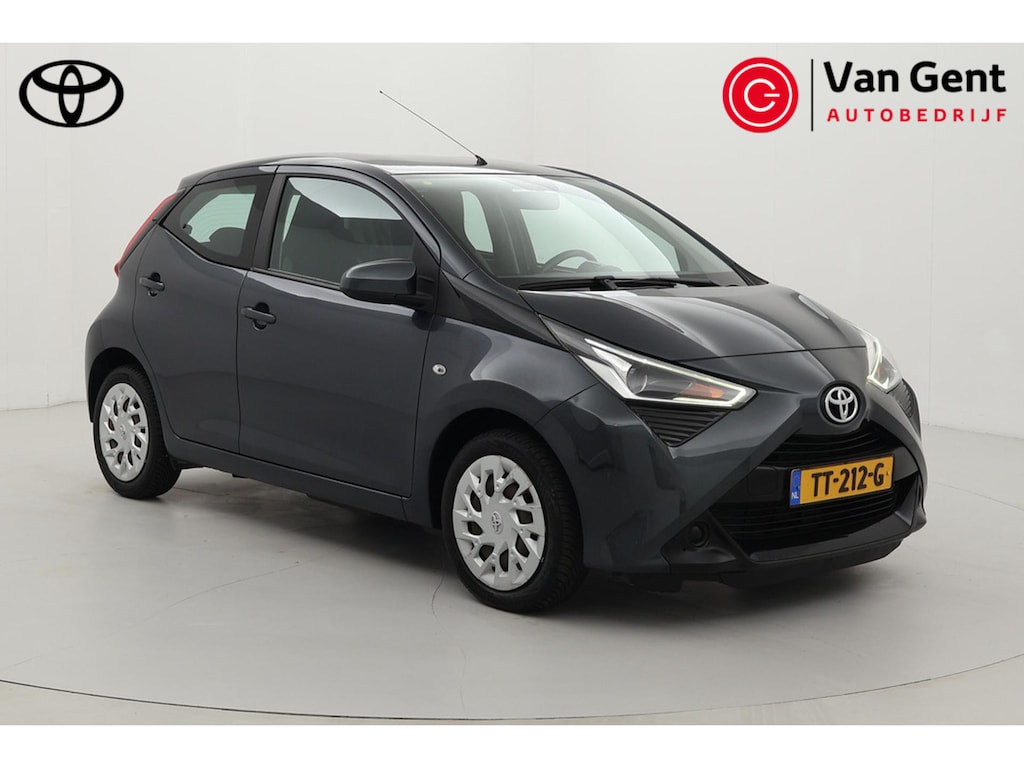 Toyota Aygo 1.0 VVT-i x-play | Fietsensteun | Navigatie | Airco | Camera | Bluetooth