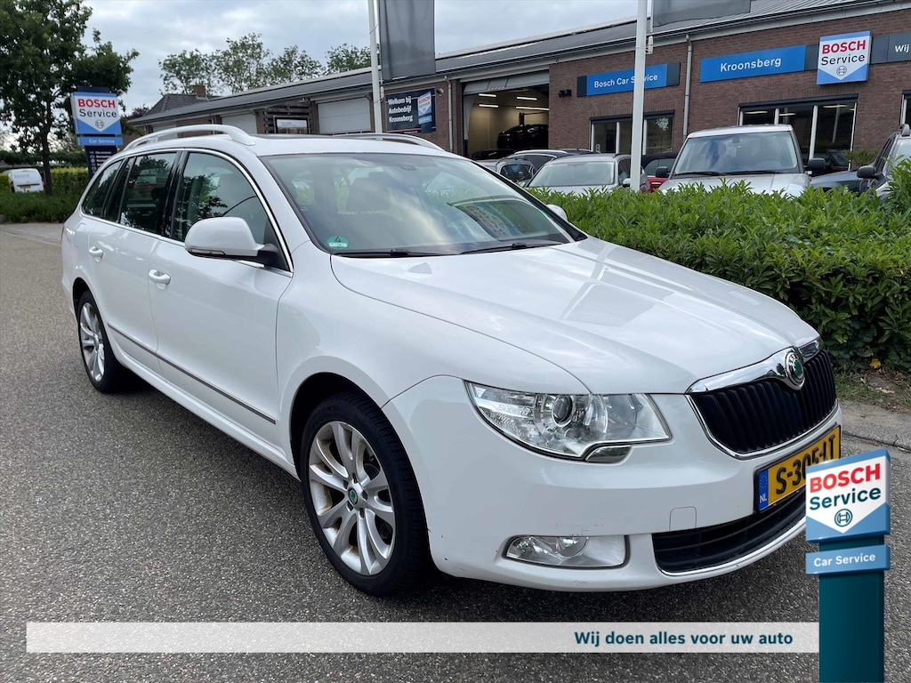 Skoda Superb 1.8 TSI 160pk DSG-7 Elegance Candy White