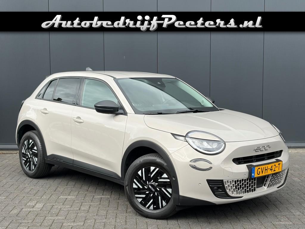 Fiat 600 1.2 Hybrid Urban Automaat Carplay Camera Cruise PDC NL-auto