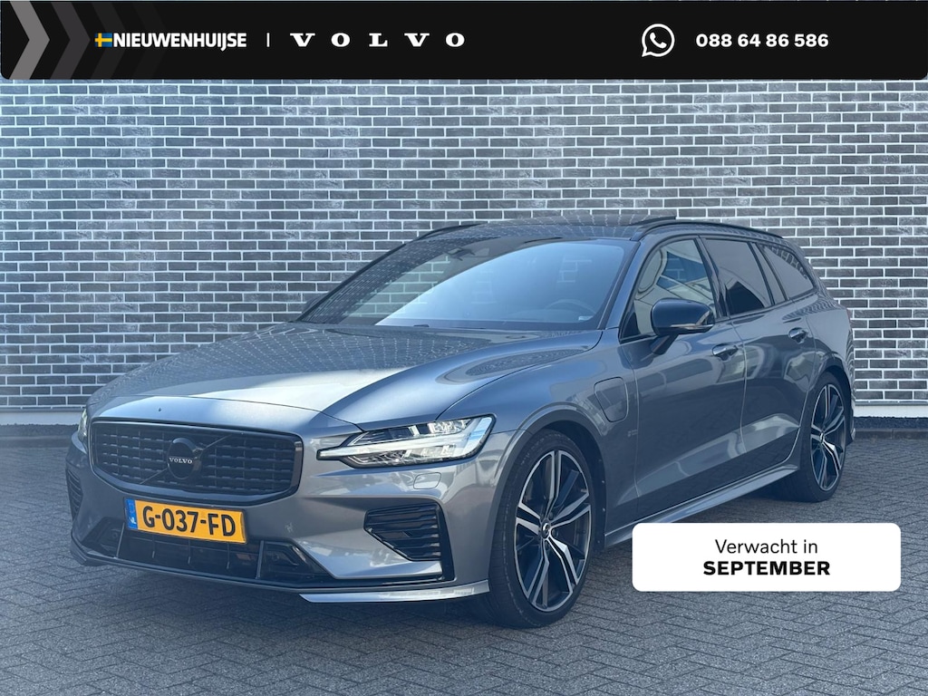 Volvo V60 2.0 T8 Twin Engine AWD R-Design | Plug-in Hybrid (PHEV) | Trekhaak | Harman Kardon Audio | Head-up Display | Panoramadak | Achteruitrijcamera | Parkeersensoren | Keyless Entry | Elektrische Achterklep | Cruise Control Adaptief | BLIS | LED Koplampen Adaptief | Stoelverwarming voor en achter | Navigatie | Apple Carplay | Android Auto