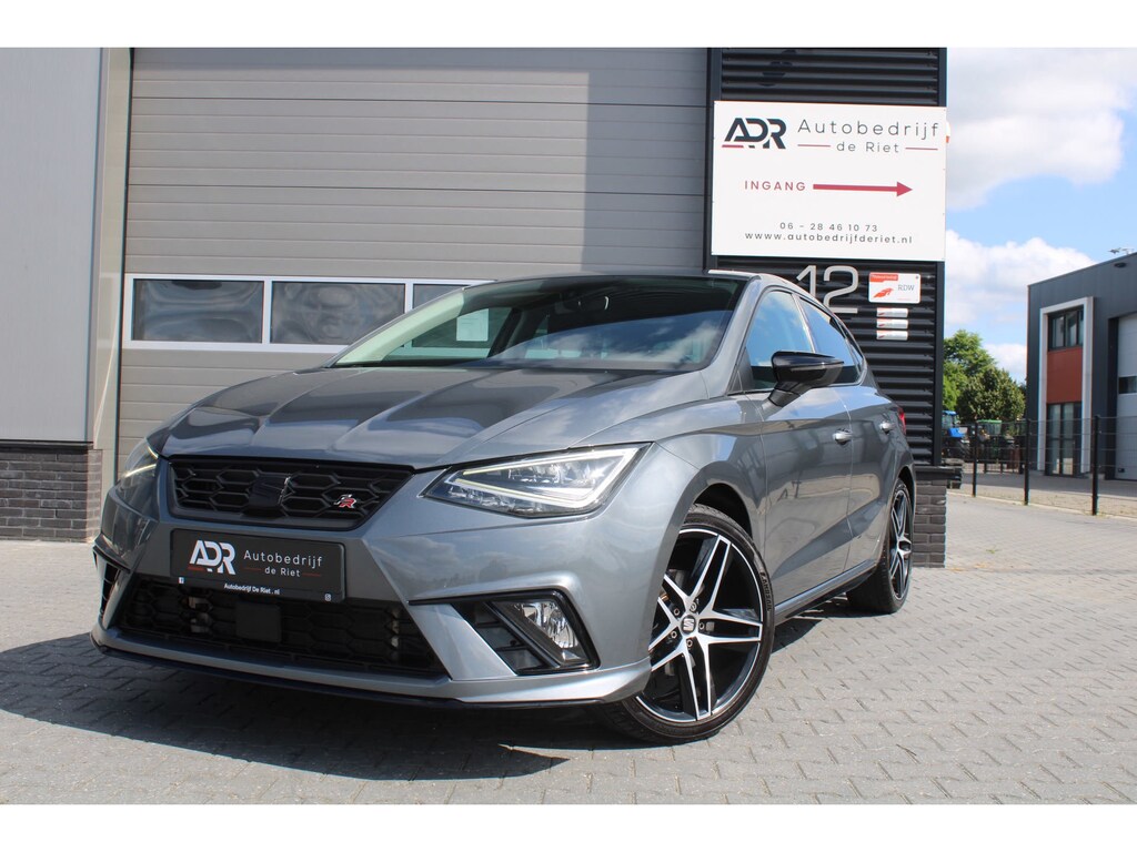 SEAT Ibiza 1.5 TSI 150PK|FR|18''LM|ALCANTARA|NAVI|LED|PDC V+A|VOLL