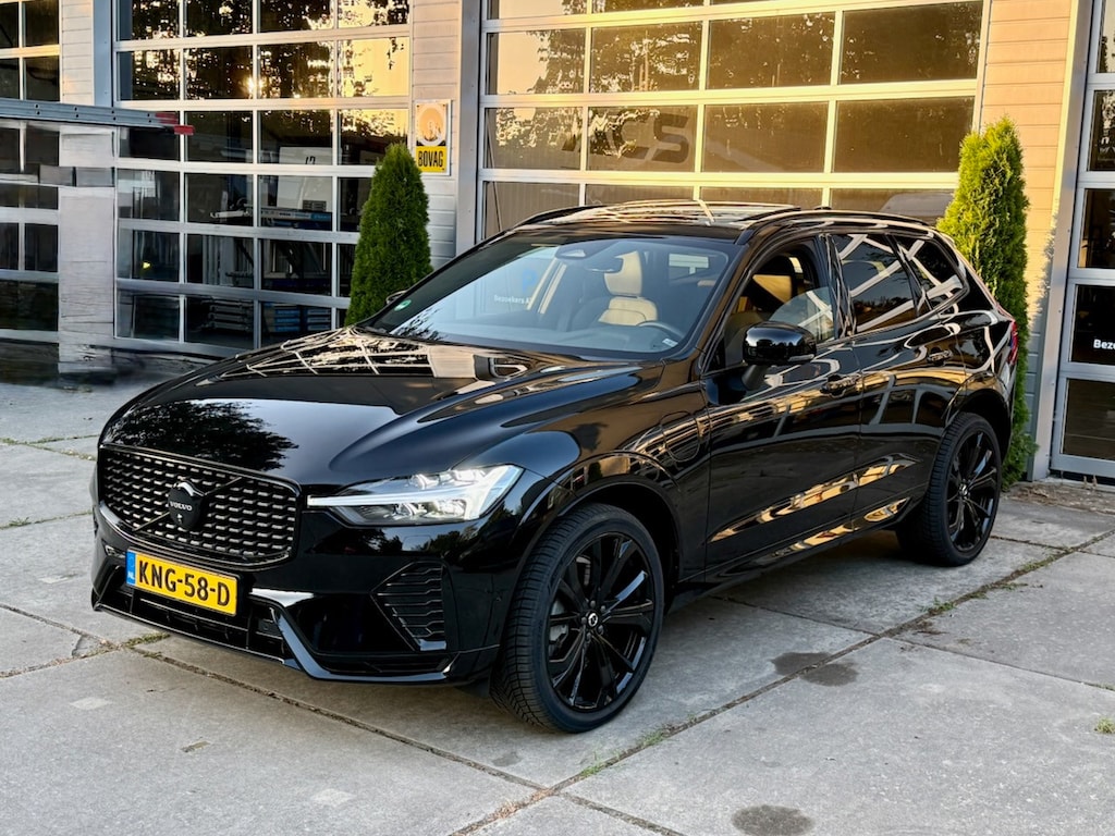 Volvo XC60 2.0 T6 PHEV|AWD Black Edition|Long Range|AHK|Panodak