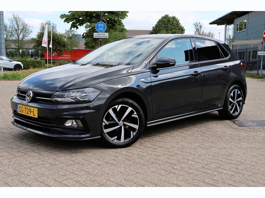 Volkswagen Polo 1.0 TSI R-Line | 5-deurs | 2018 | 108.000 km | Achteruitrijcamera