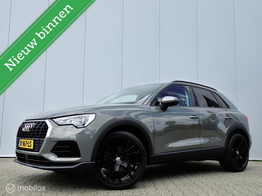 Audi Q3 35 TFSI S EDITION/LED/CAMERA/ELEK-KOFFER/20''LMV/STOELVERWARMING/CARPLAY