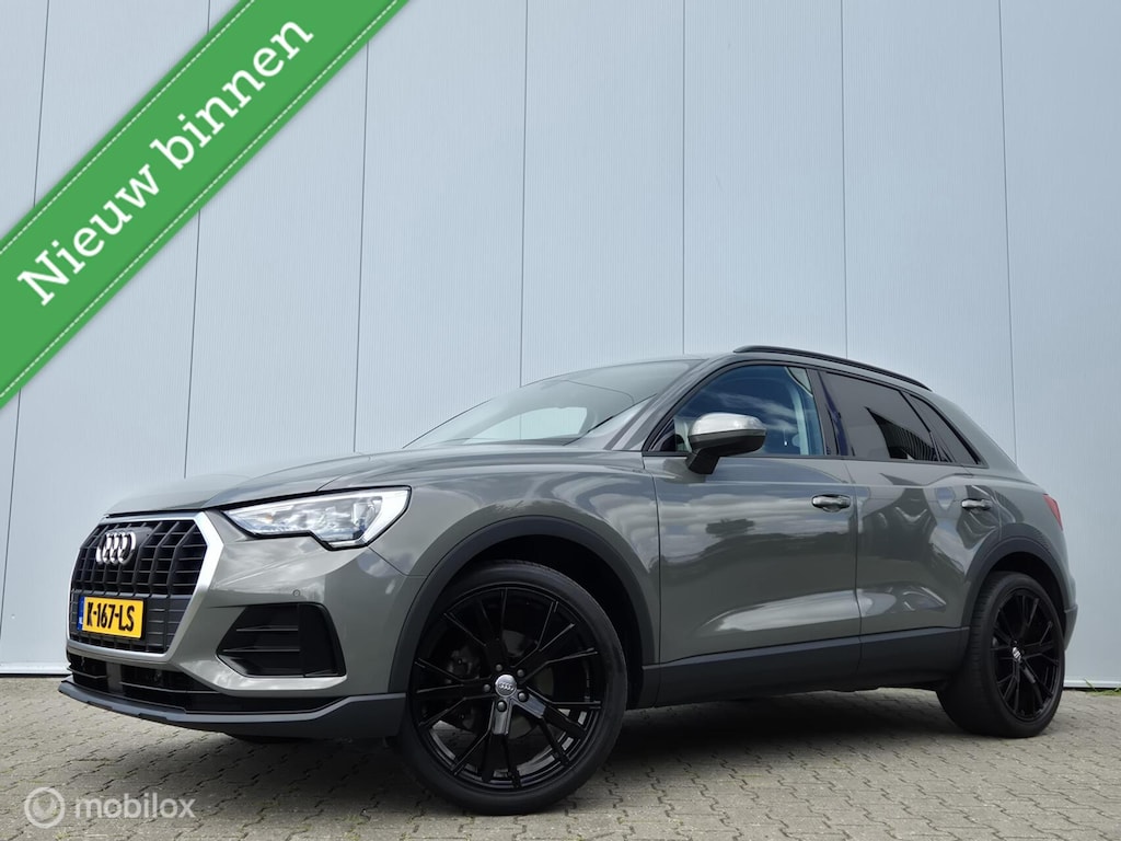 Audi Q3 35 TFSI S EDITION/LED/CAMERA/ELEK-KOFFER/20''LMV/STOELVERWARMING/CARPLAY
