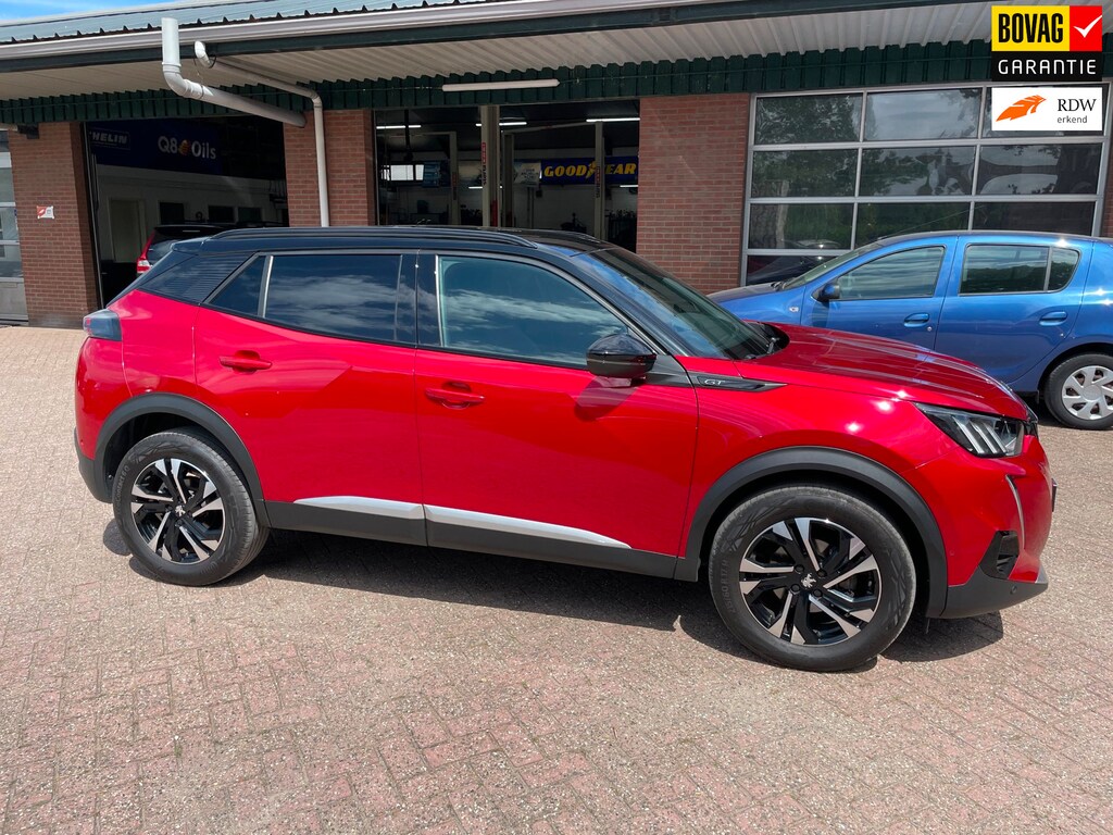 Peugeot 2008 1.2 PureTech GT, Camera, Trekhaak, Dodehoek waarschuwing