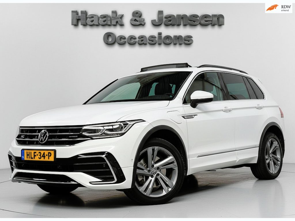 Volkswagen Tiguan 1.4 TSI eHybrid R-Line Business+ - Pano - ACC