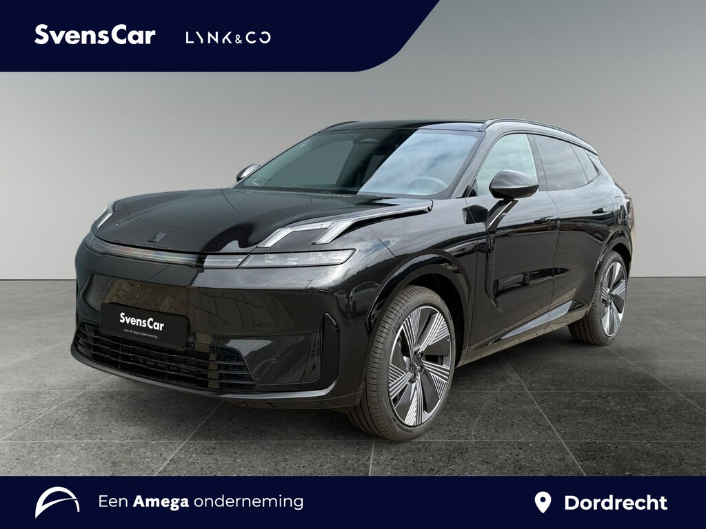 Lynk & Co 08 1.5 More | Massage stoelen | Panoramadak | Stoelverkoeling en verwarming | 360 graden camera |