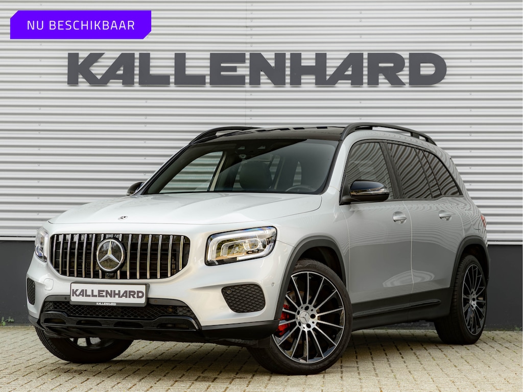 Mercedes-Benz GLB 200 - Pano - Trekhaak - Nightpakket - Camera