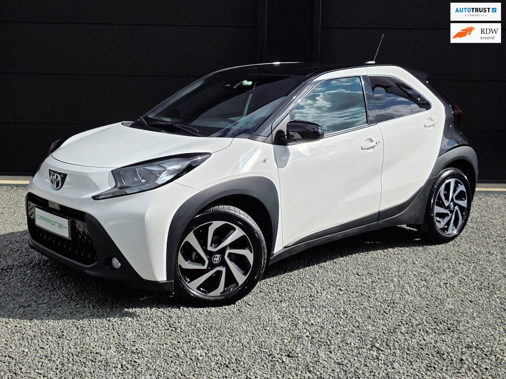 Toyota Aygo X 1.0 VVT-i S-CVT Premium