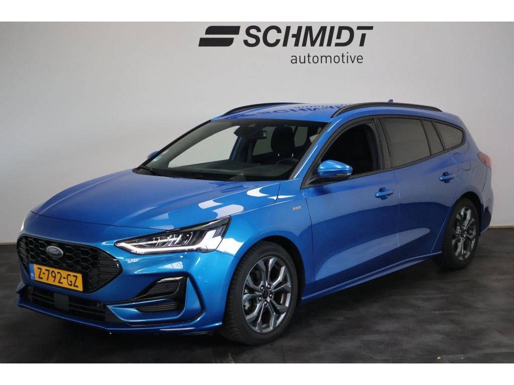 Ford Focus Wagon 1.0 EBH ST Line 125pk | Carplay | LED | Navigatie