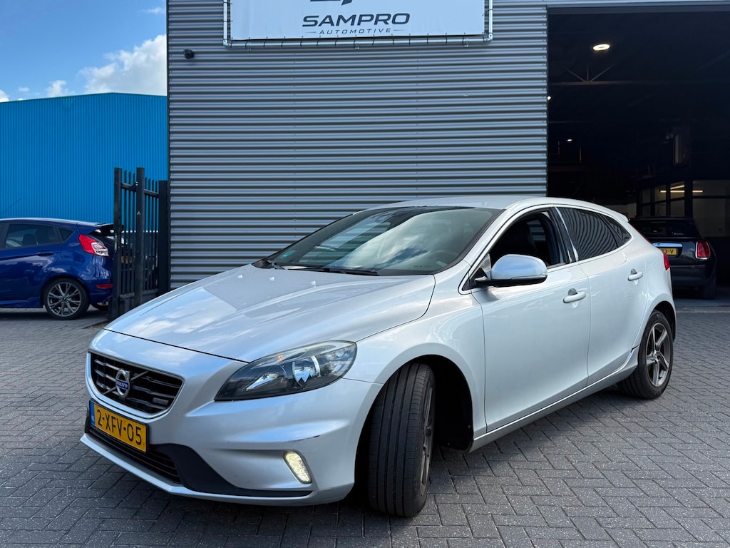 Volvo V40 2.0 D4 R-Design Business | EX BPM