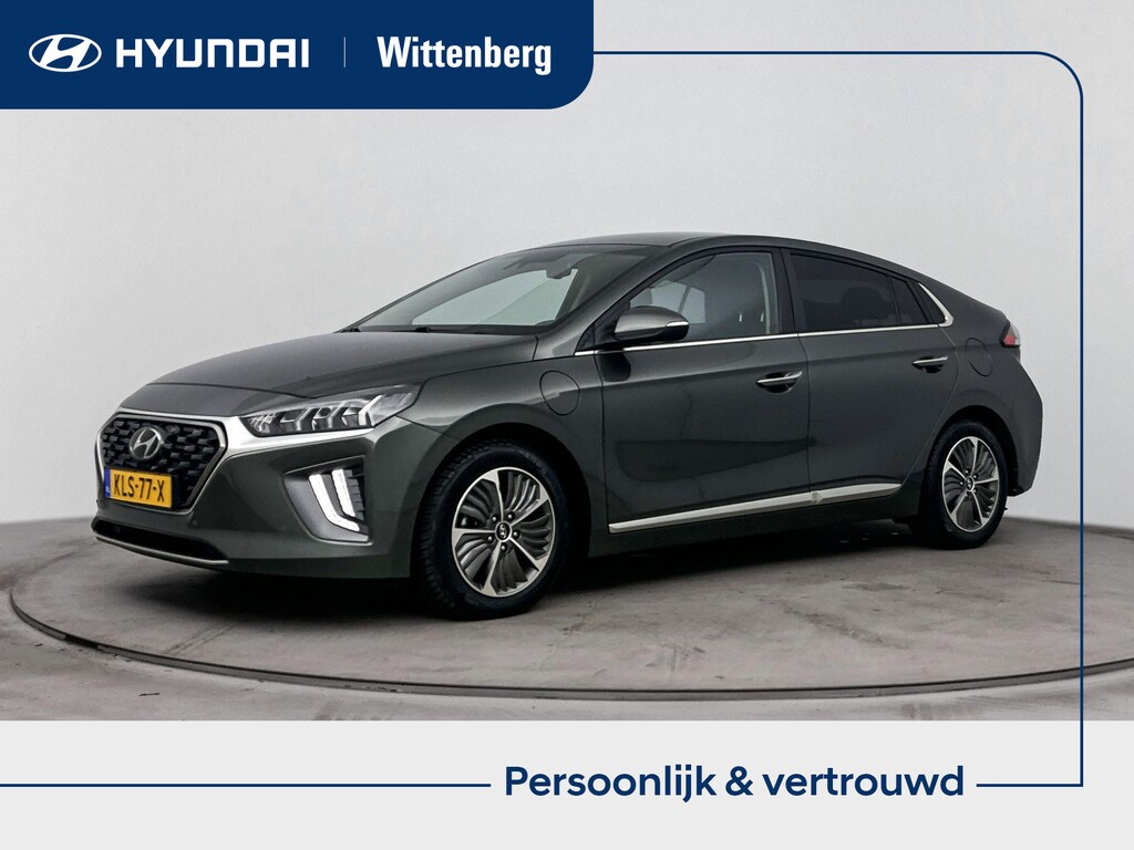 Hyundai Ioniq 1.6 GDi PHEV Premium | Leder | Elektrisch verstelbare stoel | Stoelverkoeling & stoel verwarming | Camera | Carplay | Premium Audio | Dodehoek waarschuwing |