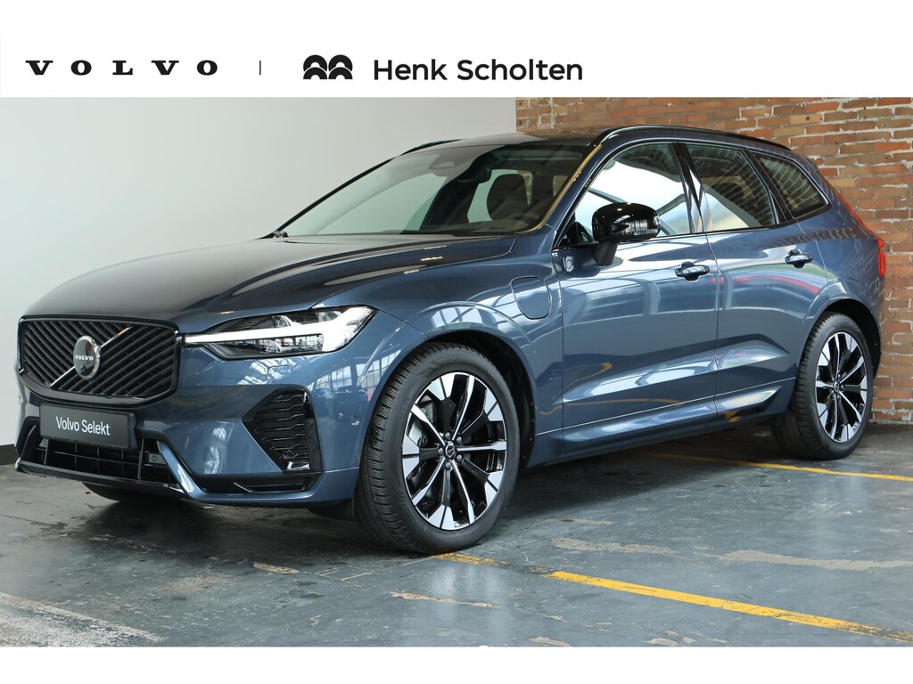 Volvo XC60 T6 Plug-in hybrid AWD Ultra Dark SOH-waarde 100%| Luchtvering | Head-Up Display | Semi-Electrische Wegklapbare Trekhaak | Harman Kardon Premium audio |