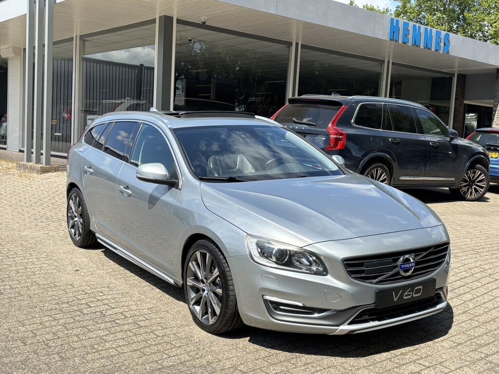 Volvo V60 3.0 T6 AWD Summum Polestar Schuifdak ACC Keyless standkachel
