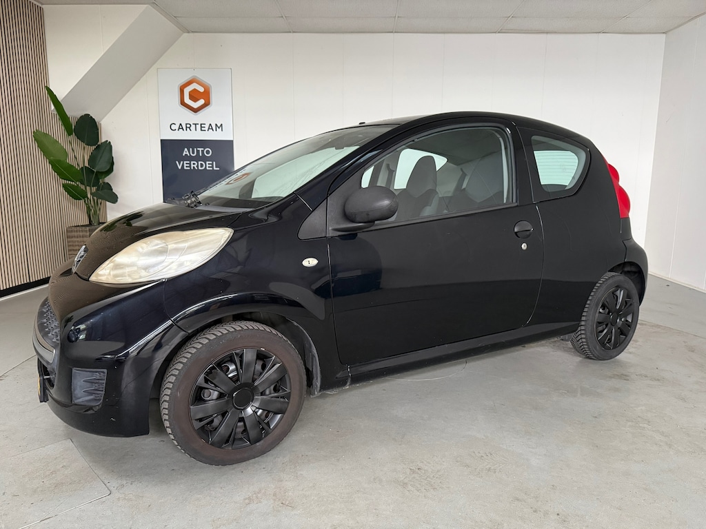 Peugeot 107 BLACK 1.0-12V XR