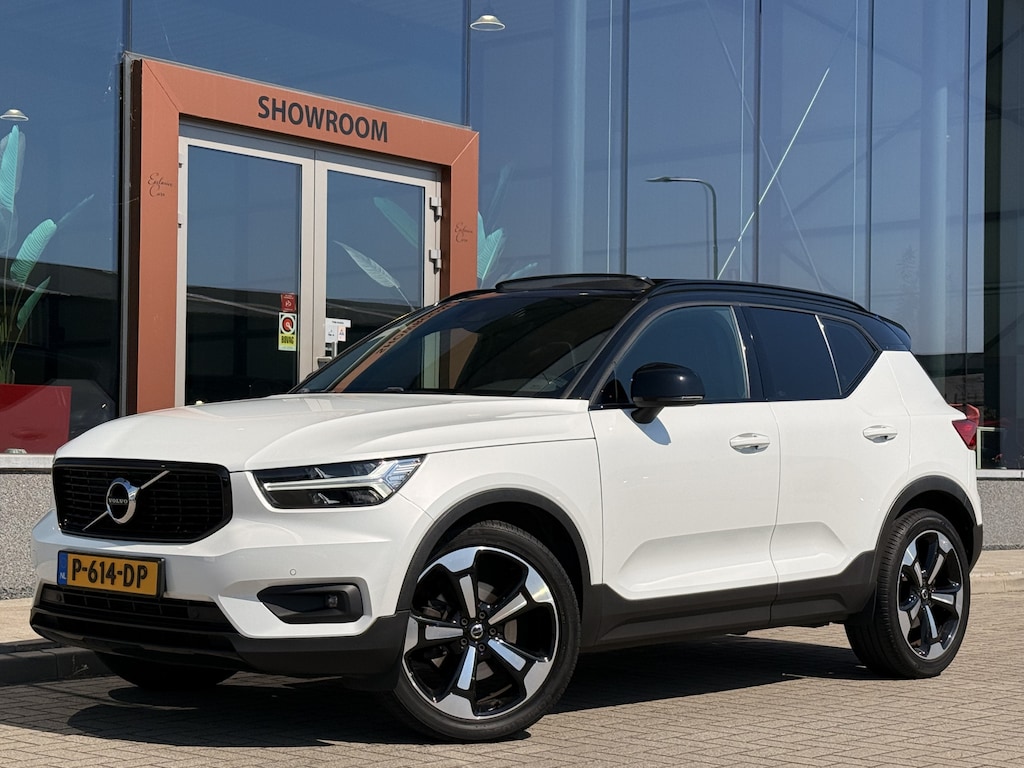 Volvo XC40 2.0 T5 AWD R-Design | Harman Kardon | Pano | ACC | Achteruitrijcamera | Stoelverwarming |