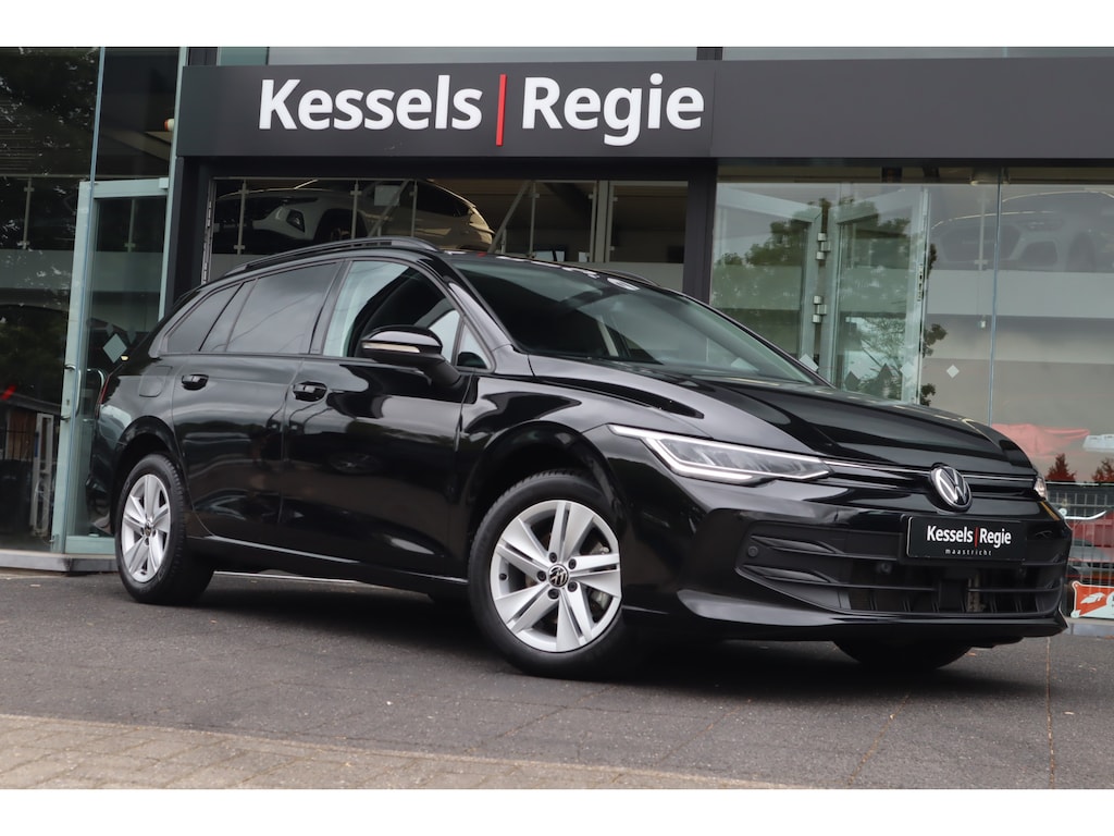 Volkswagen Golf Variant 1.5 eTSI Life | ACC | Stoel/Stuurverwarming | Ambient | Sensoren | LED | CarPlay | DAB