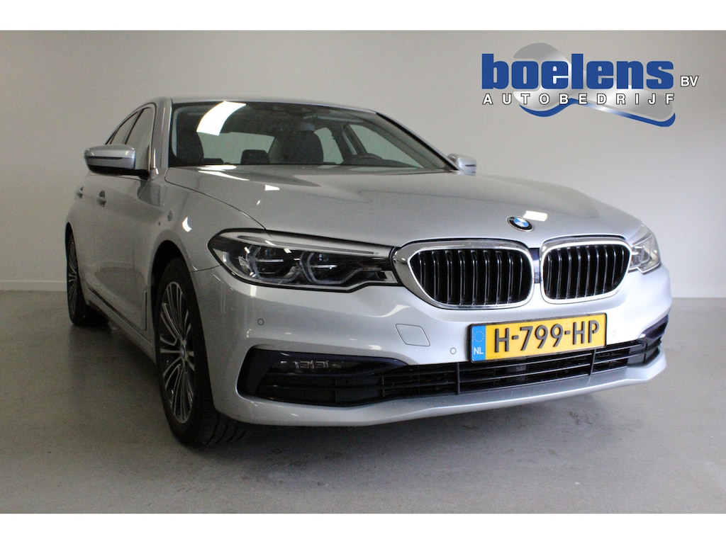 BMW 5-Serie 530e iPerformance eDrive Edition | HARMAN/KARDON | SFEER | CARPLAY | 18'LMV | DAB | NAVIGATIE | CAMERA | LED |