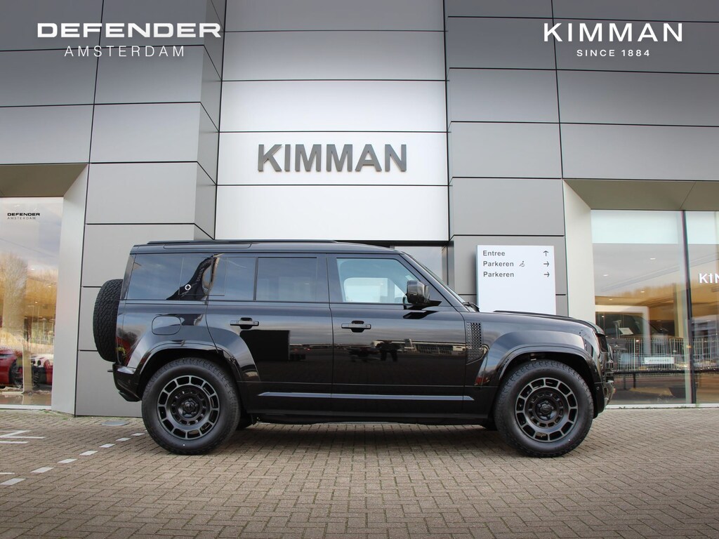 Land Rover Defender OCTA Black P635 4.4 V8 | EXPORT PRICE €177.500 | Chopped Carbon | Elkr. Trekhaak | Schuif / Kanteldak