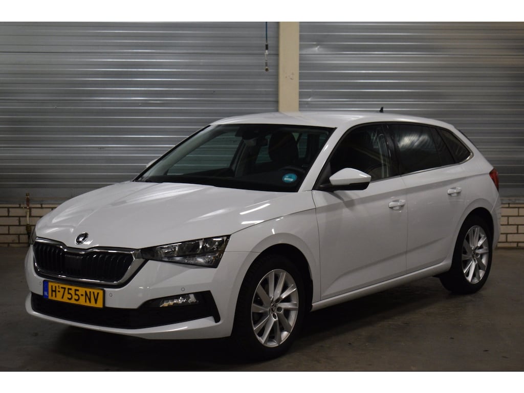 Skoda Scala 1.0 TSI Style Business Intense + Apple/Android Carplay|Parkeersensoren V+A|Climate Control|Cruise Control|Stoelverw.|