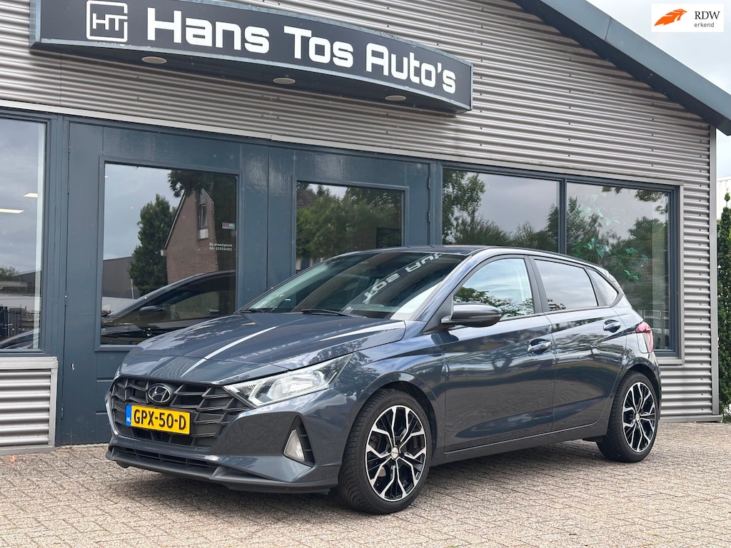 Hyundai i20 1.2 MPI Comfort / Apple Carplay / CAMERA+ PDC / 17" ALL-SEASON