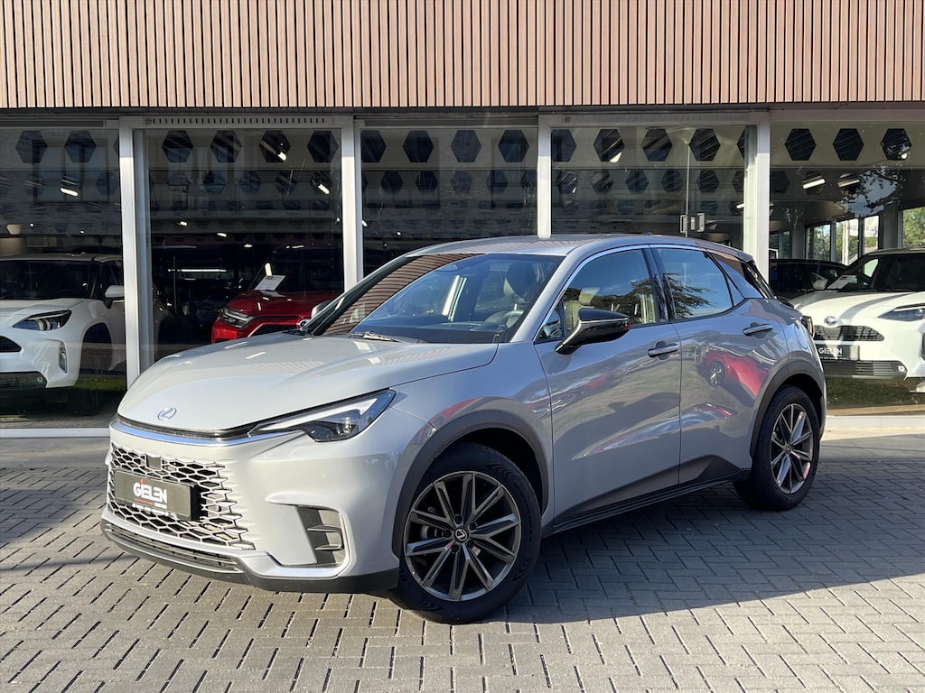 Lexus LBX 1.5 Hybrid Elegant Black Edition | Tech Pack, Elektrische achterklep, Leer, Stoel + Stuurverwarming, Oktober 2025, Nieuwprijs €44.885