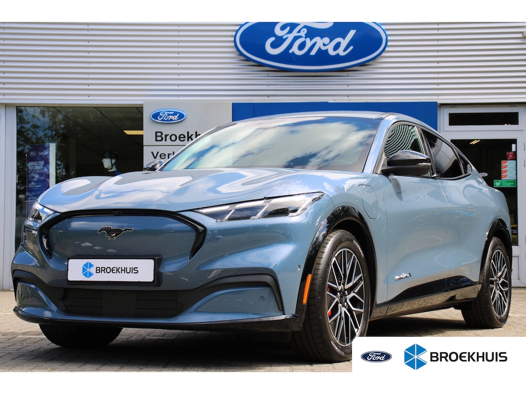 Ford Mustang Mach-E Extended Premium AWD 91 kWh | DIRECT RIJDEN! | 4 JR GARANTIE! | 360° CAMERA | ADAPTIVE CRUISE | WINTERPACK | DODE HOEK | LED | LEDER | PARK SENS V+A | DEALER OH! | B&O