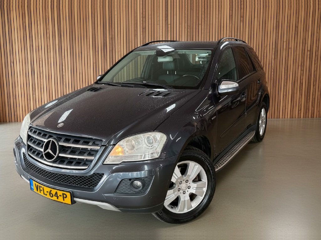 Mercedes-Benz ML-klasse 300 CDI 4MATIC | Trekhaak | Elektr stoelen | Grijs kenteken.