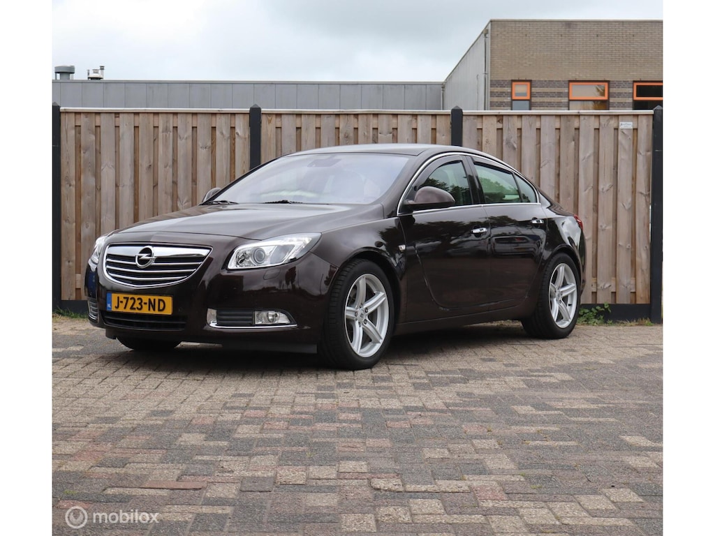 Opel Insignia 1.6 T Cosmo