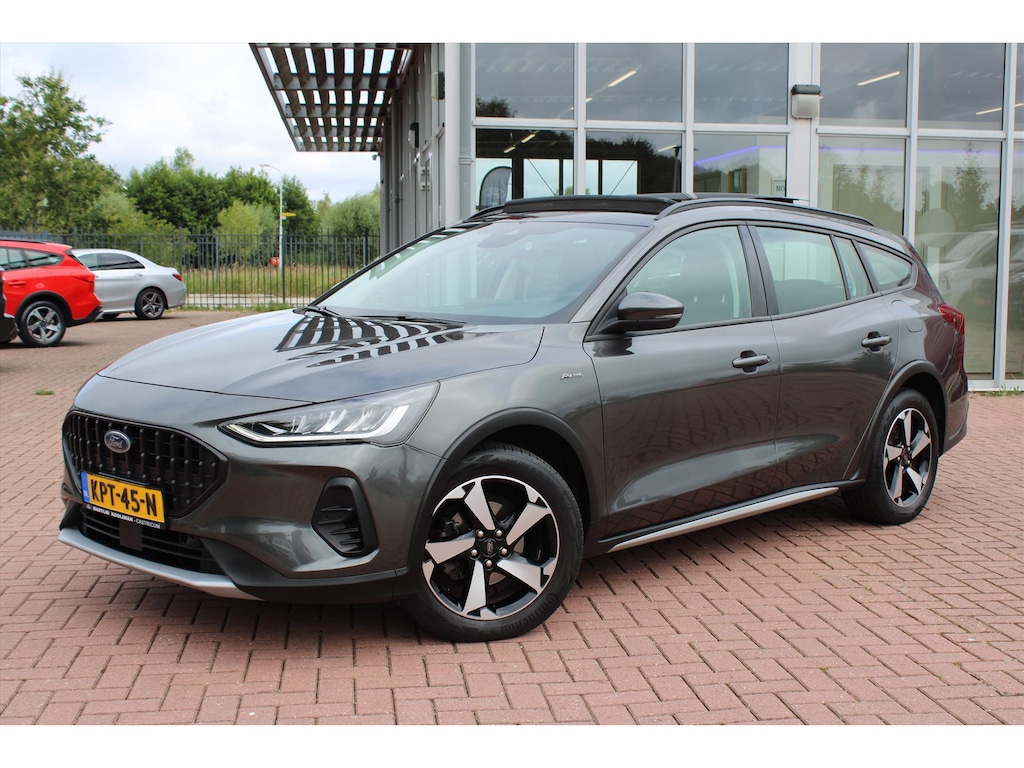 Ford Focus 1.0 EcoBoost Hybrid 125pk Active Wagon, Panoramadak, Driver Assistance, Parking en Winter Pack