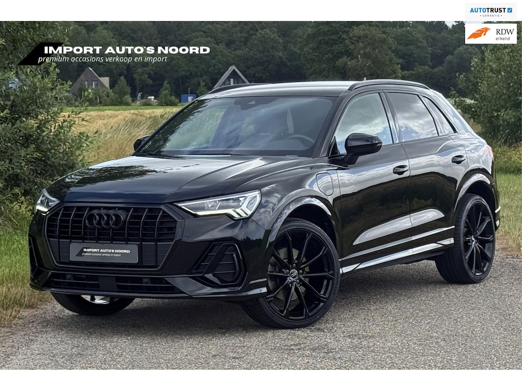 Audi Q3 45 TFSI e S edition 21 inch Sfeer Carplay ACC Camera Trekhaak