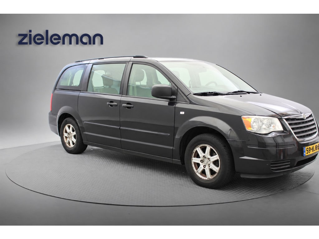 Chrysler Grand Voyager 3.8 V6 LX 6 Persoons Automaat - Clima, Cruise, Trekhaak