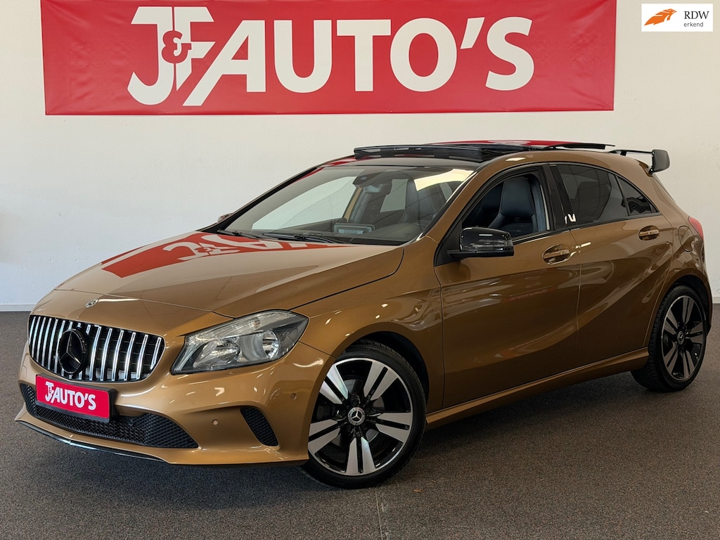 Mercedes-Benz A-klasse 180 AMG-LINE| PANORAMA|CRUISE|NAVIGATIE|CARPLAY