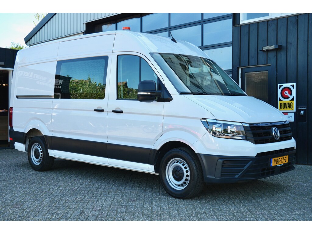 Volkswagen Crafter 35 2.0 TDI L3H3 140PK | Airco | Cruise | Camera | 3.000 KG trekhaak | 1e Eigenaar