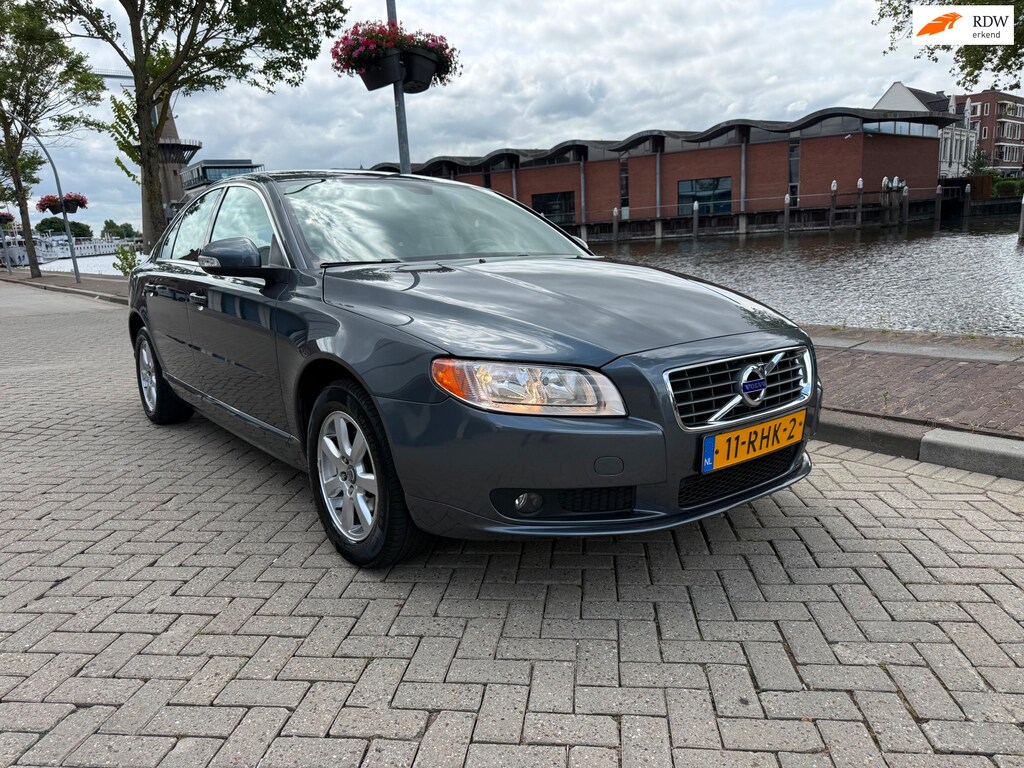 Volvo S80 1.6 T4 Kinetic_AUTOMAAT-AIRCO_NAVI_NETTE AUTO