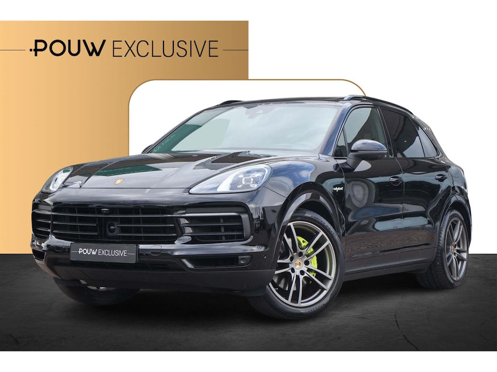 Porsche Cayenne 3.0 E-Hybrid 462pk Platinum Edition | SoH 85% | Sport Chrono | Trekhaak | Luchtvering | Panoramadak