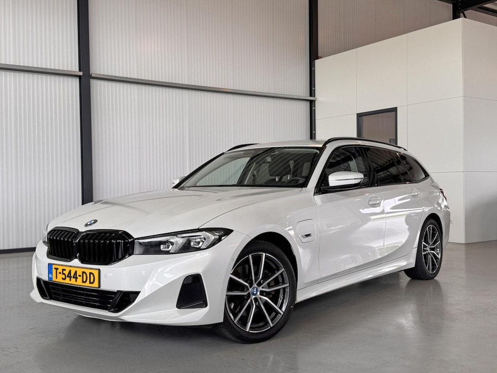 BMW 3-Serie Touring 320eA 150kW PHEV Touring