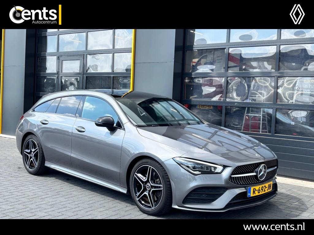 Mercedes-Benz CLA 200 AMG Line Panorama Camera