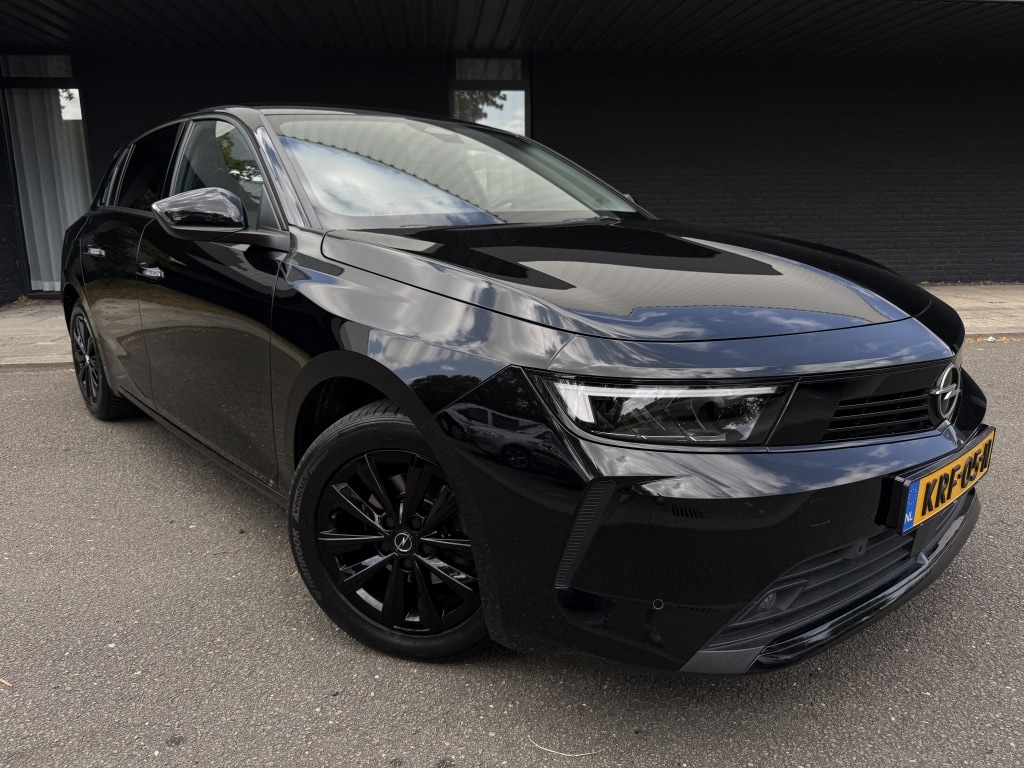 Opel Astra 1.2 Turbo Black pakket