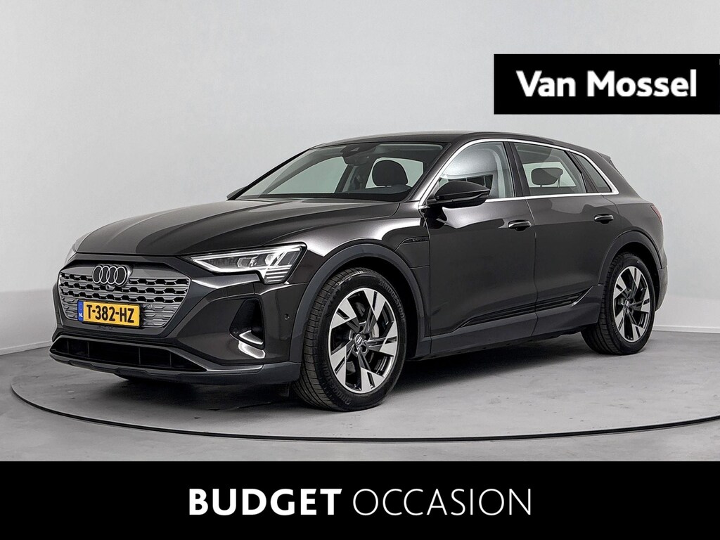 Audi Q8 e-tron 55 quattro Edition 115 kWh 408 PK | 100% SOH | Automaat | Navigatie | Apple Carplay | Android Auto | Parkeersensoren | Trekhaak | Climate Control | Cruise Control |
