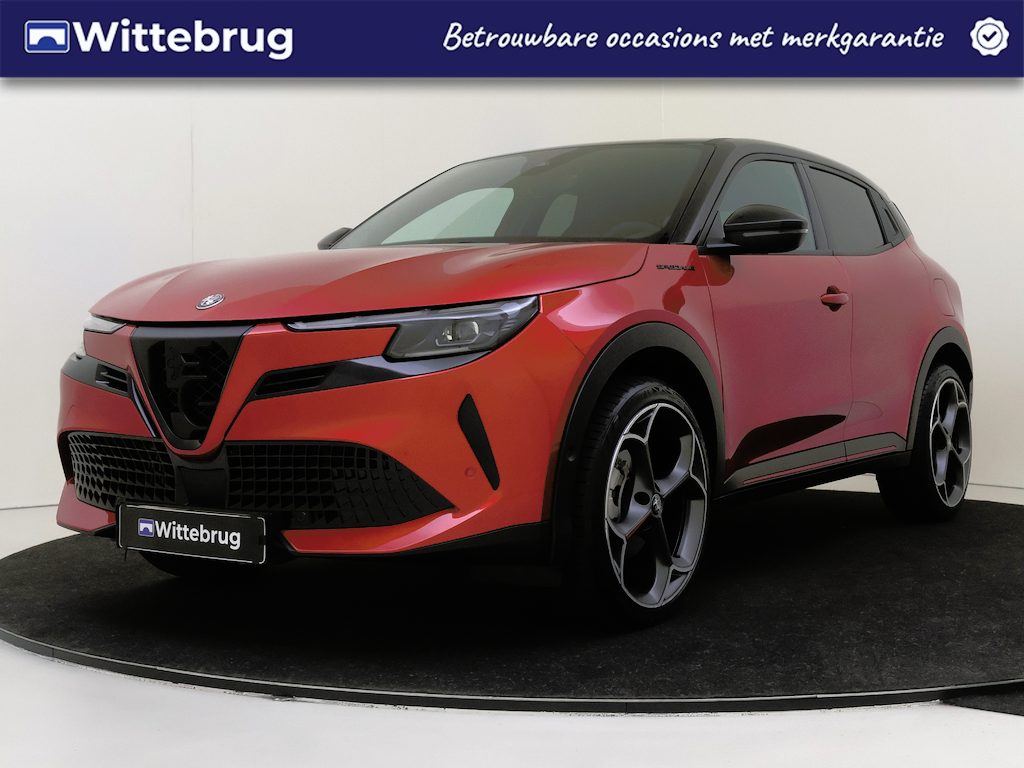 Alfa Romeo Junior 1.2 Turbo Hybrid Ibrida Speciale Sport Pack | Matrix LED | Adaptive Cruise | Camera | Apple CarPlay YP