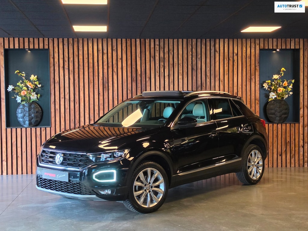 Volkswagen T-Roc 1.5 TSI Sport Business l Led l Pano l Virtual l DAB l Carplay