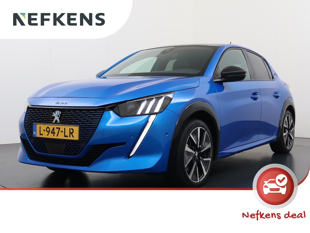 Peugeot e-208 GT Pack 50 kWh 136pk | Accu 91% | Navigatie | Panorama dak | Stoelverwarming | Alcantara bekleding | Cruise control adaptief | Camera achter | Apple Carplay en Android auto