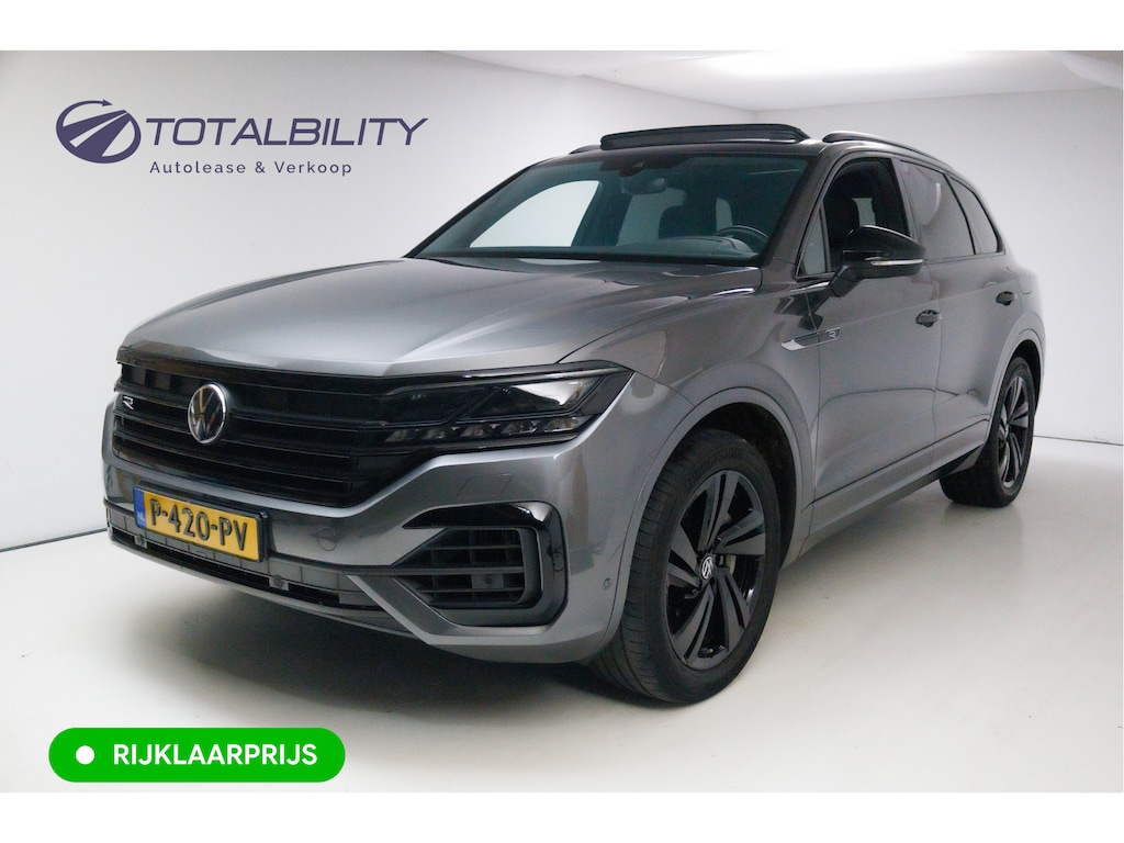 Volkswagen Touareg 3.0 TSi 4MOTION R-line 462 PK | Panoramadak | Luchtvering | Leer | Travel Assist | El.verstelbare stoel met geheugen, Wegklapbare trekhaak, Stoel- stuurverwarming, Keyless, Sfeerverlichting